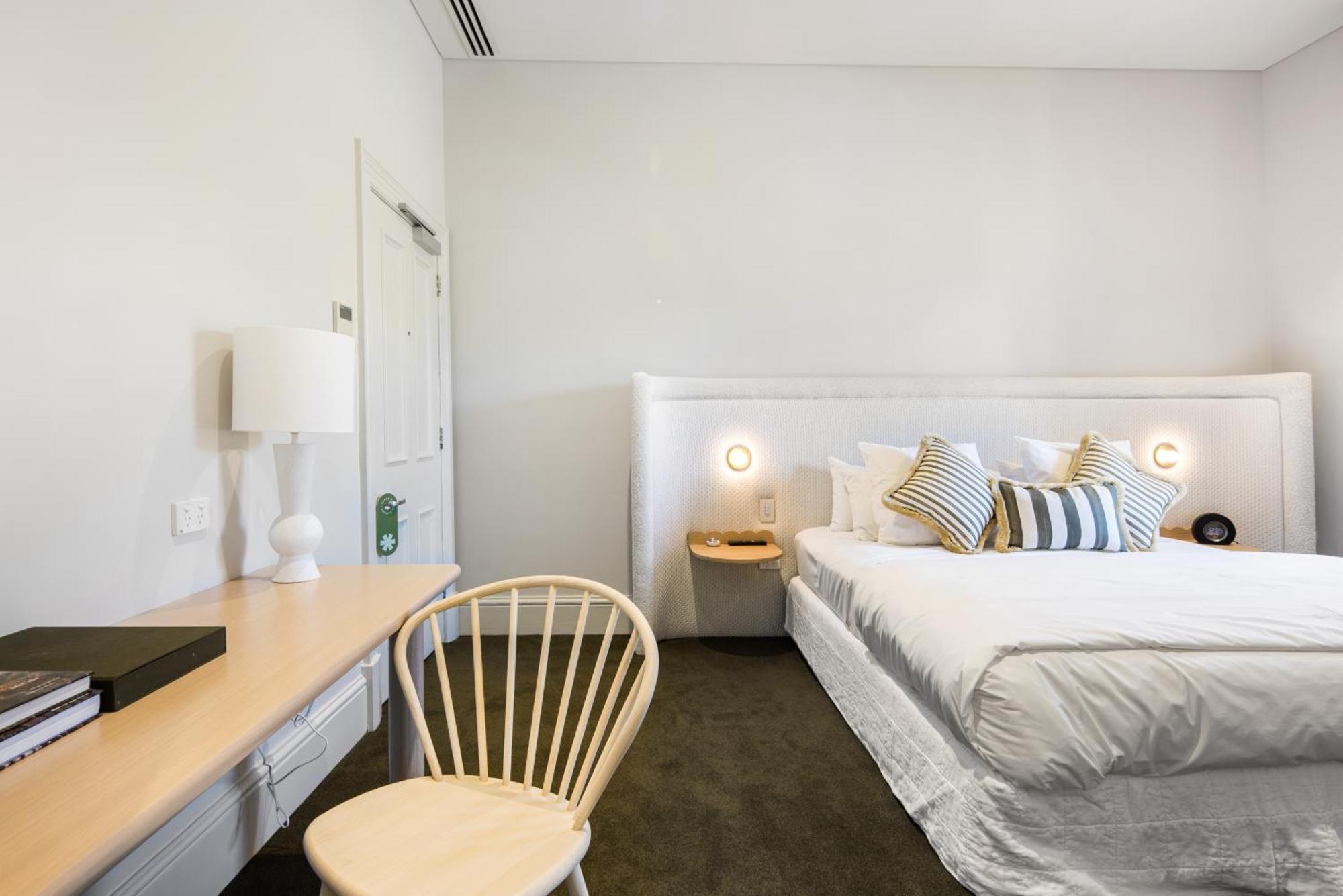 The Stirling Hotel ภายนอก รูปภาพ