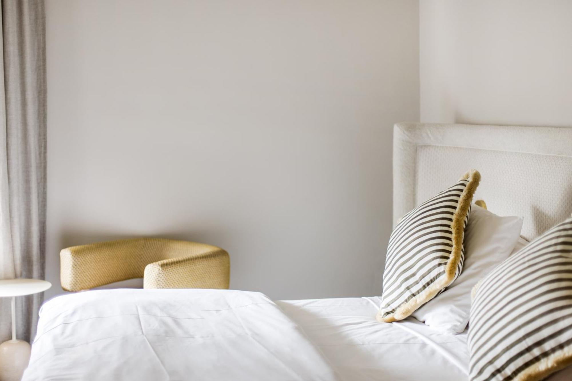 The Stirling Hotel ภายนอก รูปภาพ
